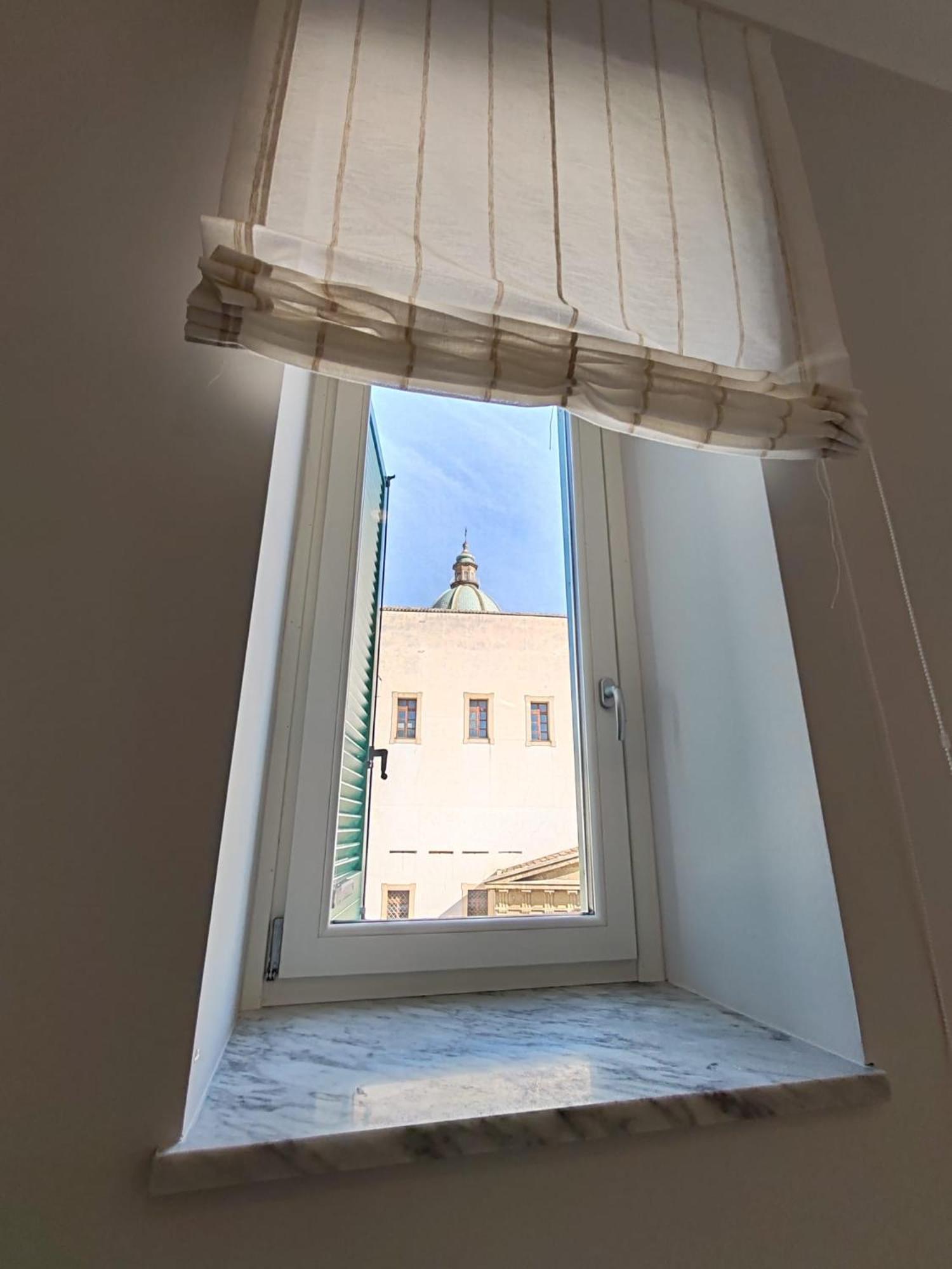 Lily Apartments Palermo Exterior photo